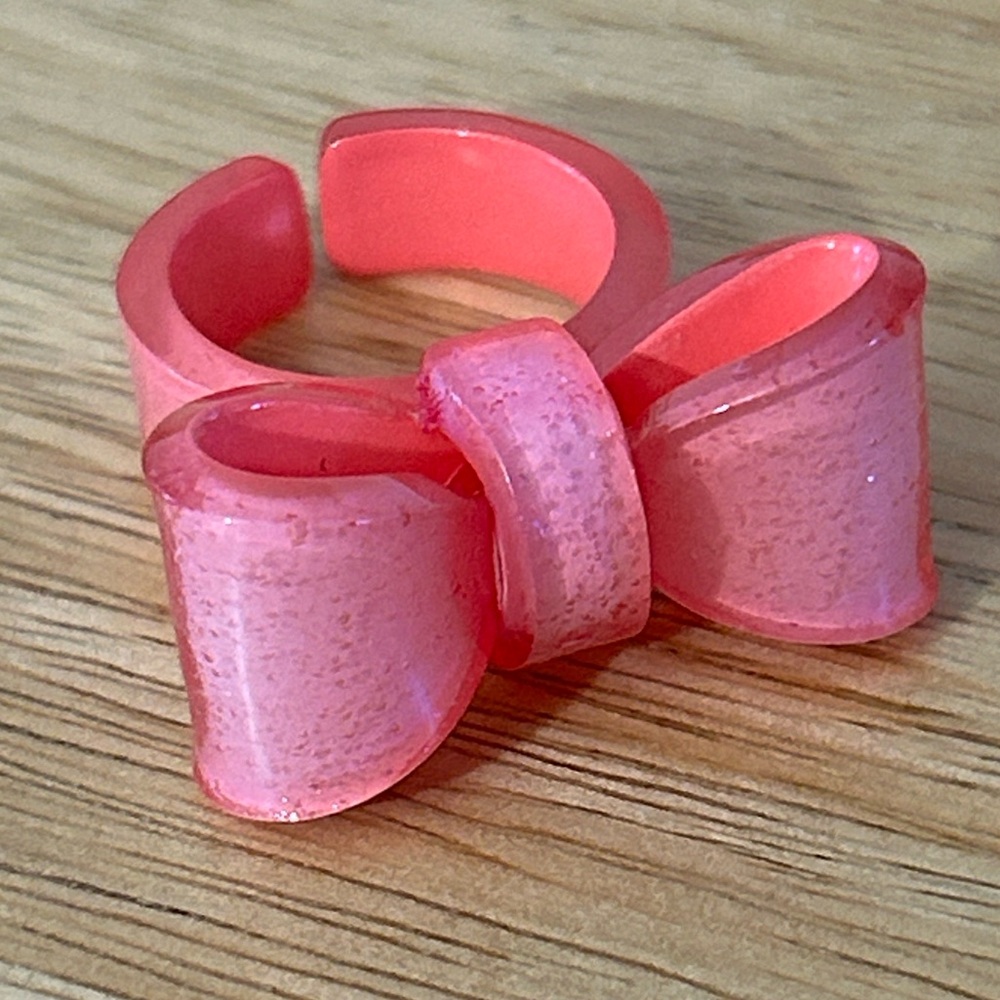 Chunky Bow Ring NEW pink acrylic ring statement